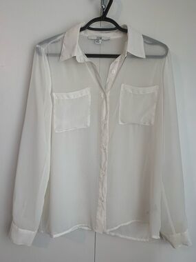 Like 🆕 Forever 21 Sheer Cream Long Sleeve Button Down Cuffed Blouse Size Medium